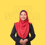 Anis Suhaila in black baju kurung and red tudung, with Anis Suhaila wordings in the background.